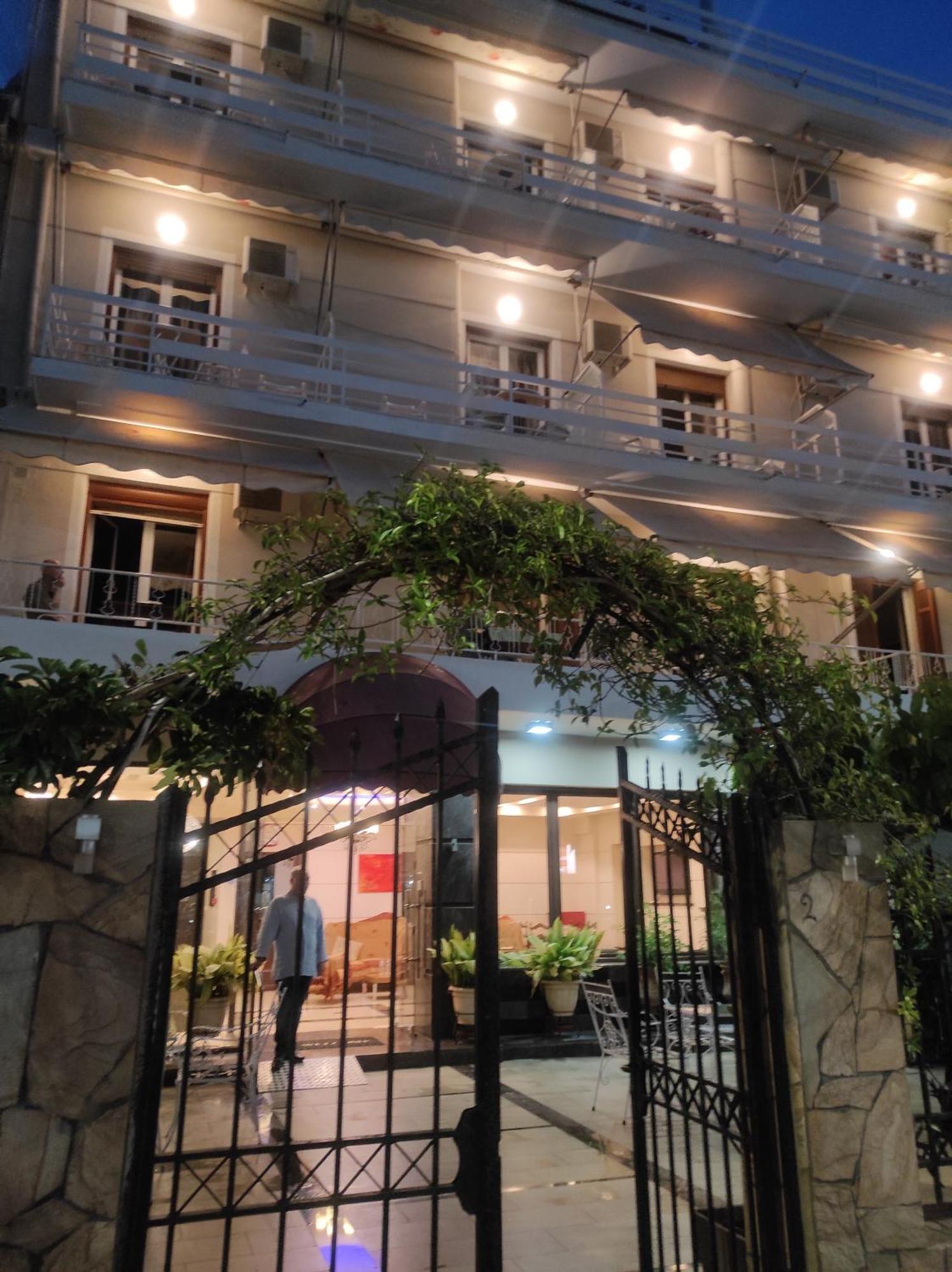 לאוטרה אדיפסאו Saint George Hotel מראה חיצוני תמונה