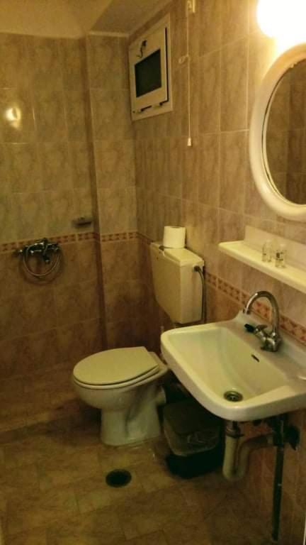 לאוטרה אדיפסאו Saint George Hotel מראה חיצוני תמונה